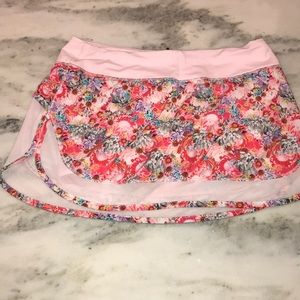 Lululemon multi-floral tennis skirt
